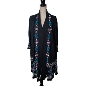Chic Black Embroidered Women's Tunic